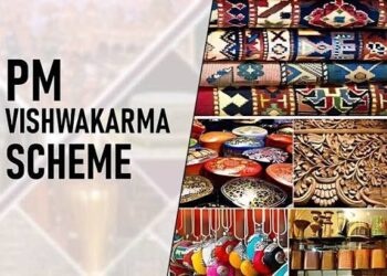 Over 100 Artisans Attend PM Vishwakarma Branding, Marketing Programme in Pulwama