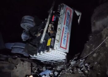 Truck accident in Ganderbal leaves one dead, one injured