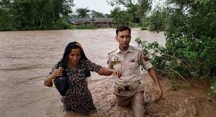 3 families including 15 persons rescued from flash flood in Ujh River Rajbagh by Kathua Police