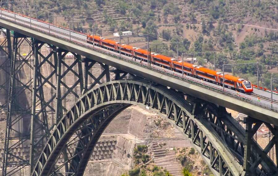 Vande Bharat touches 100 kmph on world’s highest Chenab bridge
