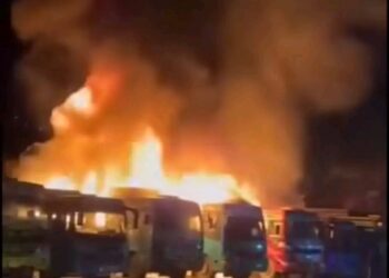 Six buses damaged in Kupwara midnight blaze, no injuries