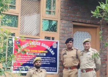 Police attach properties worth Rs 2 crore of notorious drug peddlers in Srinagar 