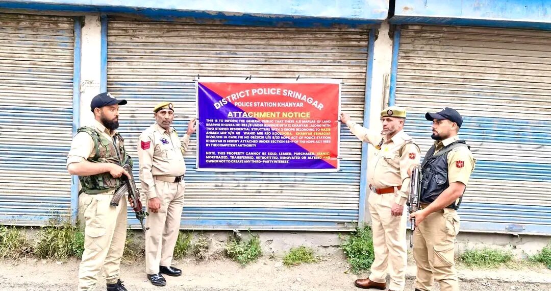 Police attach properties worth Rs 6 crore of notorious drug peddlers in Srinagar 