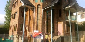 Police attach Properties Worth ₹3.5 Crore of Drug Peddlers Under NDPS Act in Srinagar 