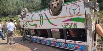 15 Injured in Road Accident in Rajouri’s Tandwal Area