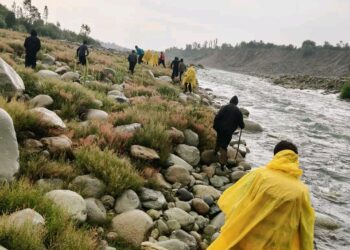 Shopian Man Reportedly Drowns in Reshnagri Nallah; SDRF Launches Search Operation