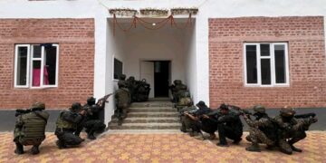 Ganderbal Police conduct joint mock drill ahead of forthcoming Kheer Bhawani Mela