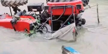 Youth killed as tractor plunges into canal in Bandipora