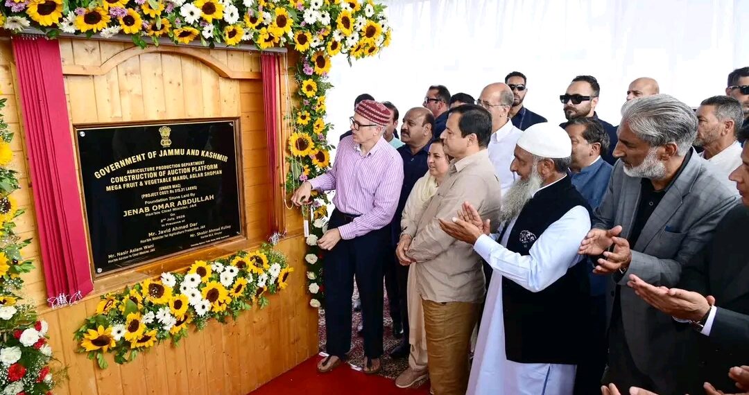 CM Omar Abdullah reviews Shopian’s progress, dedicates ₹76 crore development package for district