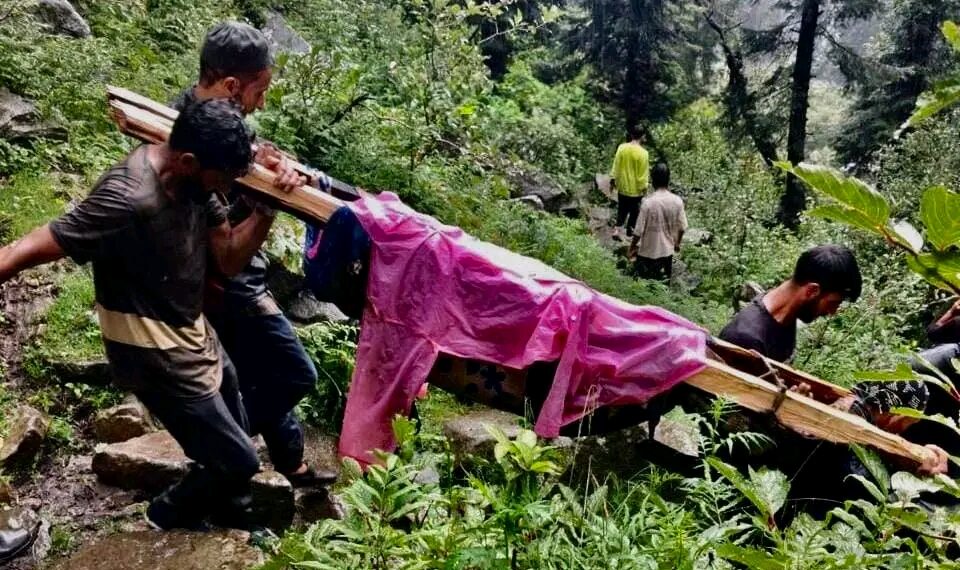 7 Killed as Flash Flood, Landslide Devastate Poonch’s Loran Domila Dhook