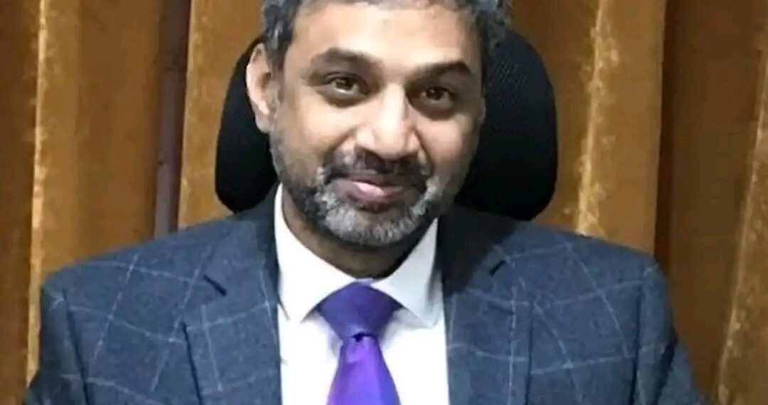 Father Of IAS Officer Shaleen Kabra Passes Away