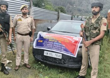 Police Attach Vehicle Involved in NDPS Case Worth Rs 3.70 Lakhs in Baramulla 