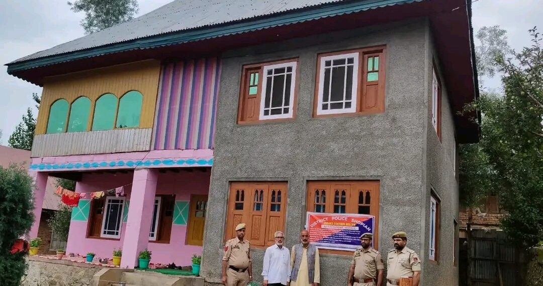 J&K Police attach residential house acquired through proceeds of drug trafficking in Shopian
