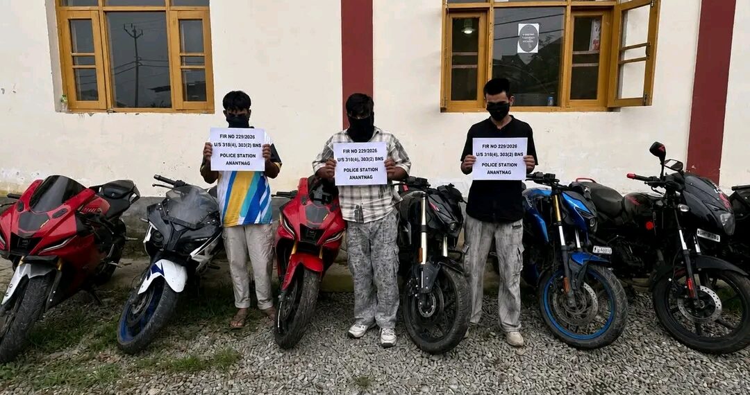 Anantnag Police Busts Motorcycle Theft & Disposal Nexus; Six Stolen Motorcycles Recovered