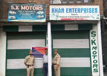 Police attach Properties Worth Rs 1.05 Crore of drug peddlers in Srinagar 