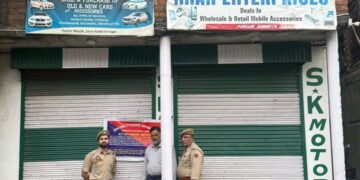 Police attach Properties Worth Rs 1.05 Crore of drug peddlers in Srinagar 