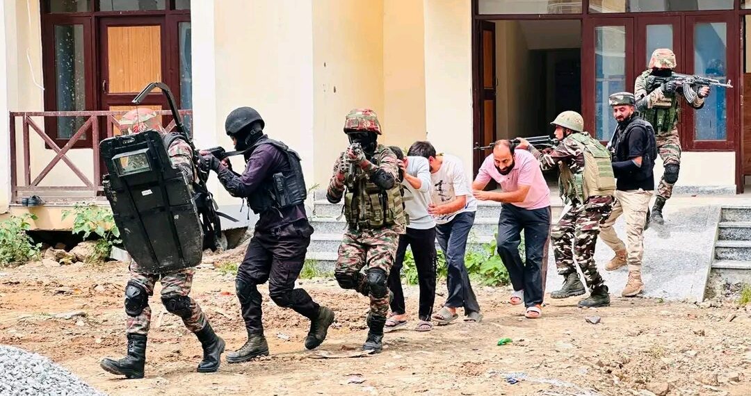 Police Conducts Joint Mock Drill At Wandhama Pandit Colony in Ganderbal