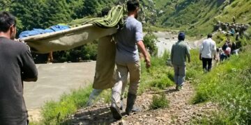 Five killed as vehicle plunges into Chenab in Kishtwar