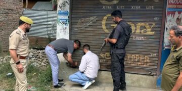 Police Seal Medical Store During Joint Inspection In Anantnag