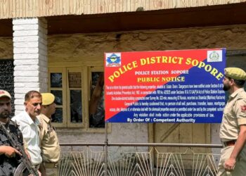 Police attach JeI-Linked Properties in Sopore ; Two Buildings, Six Shops and 02 Kanals of Land