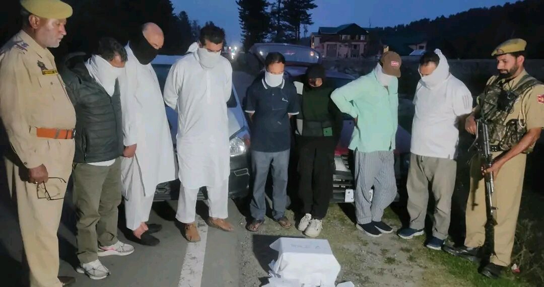 J&K Police Apprehend 07 Persons In Suspicious ‘Trath Gola’ Transaction; ₹5 Lakh Cash Recovered In Shopian 