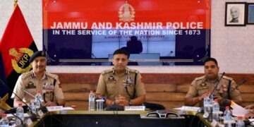 IGP Kashmir Calls for Stronger Security Grid, Smooth Traffic Flow in Srinagar