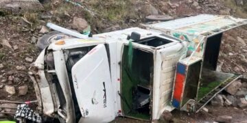Tata Mobile Rolls Down At Shiendra Top Surankote; 3 Injured, 2 Critical