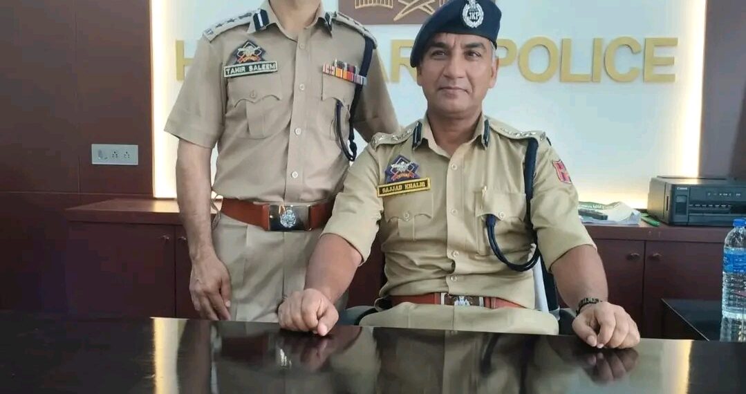 Sajad Khaliq Bhat assumes charge as SSP Handwara