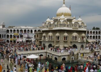 176 J&K Sikh devotees get clearance to visit Pakistan for Baisakhi