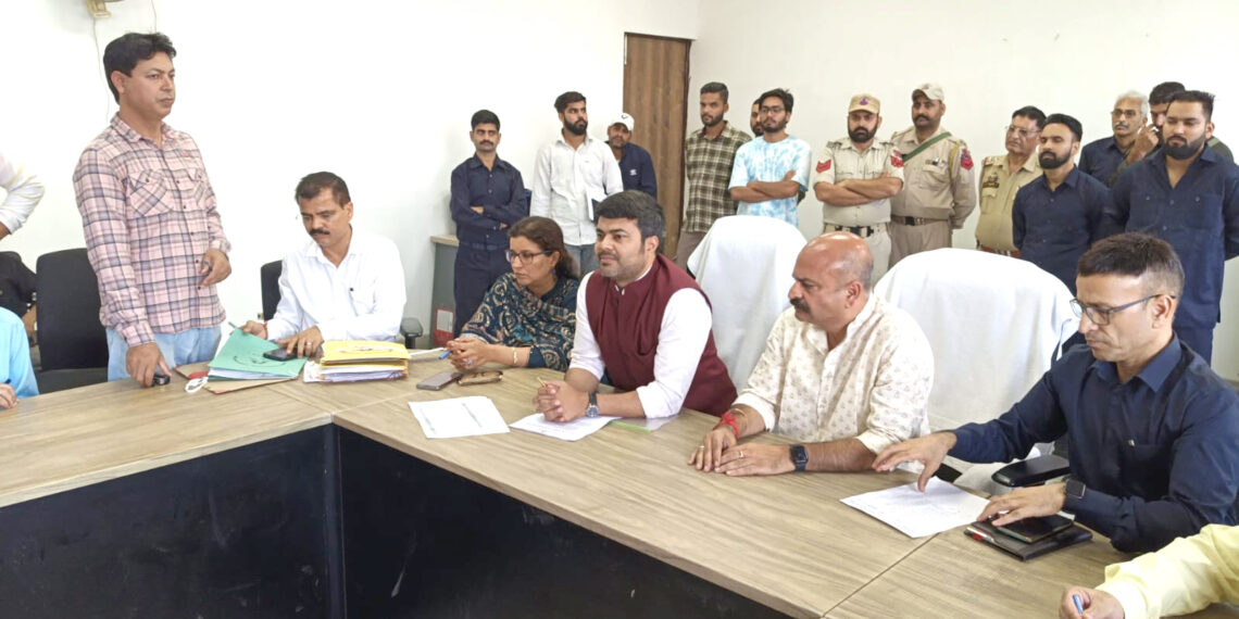 JMC Conducts Draw of Lots for Allotment of Newly Constructed Modern Kiosks at Below Gummat Steps