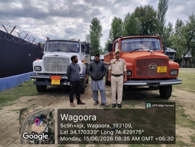 2 Tippers Seized for Illegal Mineral Transport in Baramulla: Police