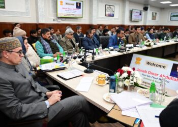 *CM Reviews Development, Welfare Delivery in Jammu District*