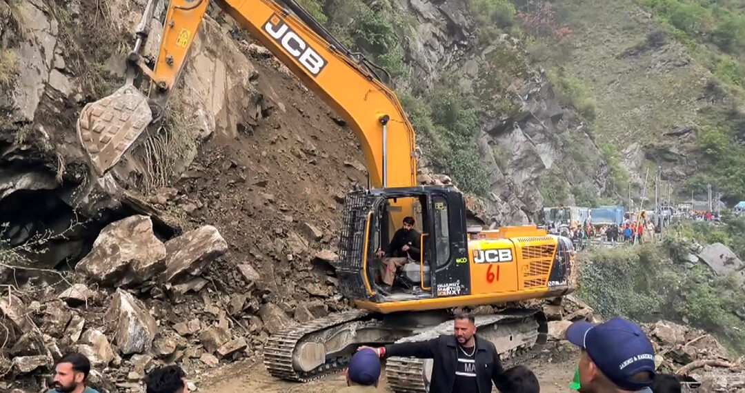 Jammu-Srinagar Highway blocked at Banihal after Landslide