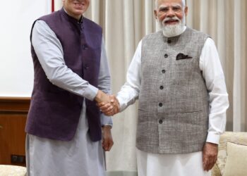 CM Omar Abdullah Meets PM Modi, Pushes for Early Restoration of Statehood to J&K