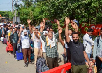 Ninth batch of over 8,500 Amarnath Yatra pilgrims leaves from Jammu