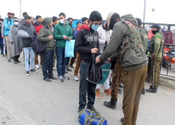 People frisked at city centre following intelligence inputs reveal presence of militants in the area after recent attacks in Srinagar