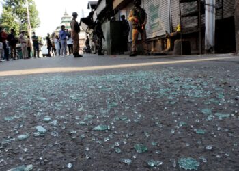 Pics: 3 civilians injured in grenade attack on CRPF in Srinagar