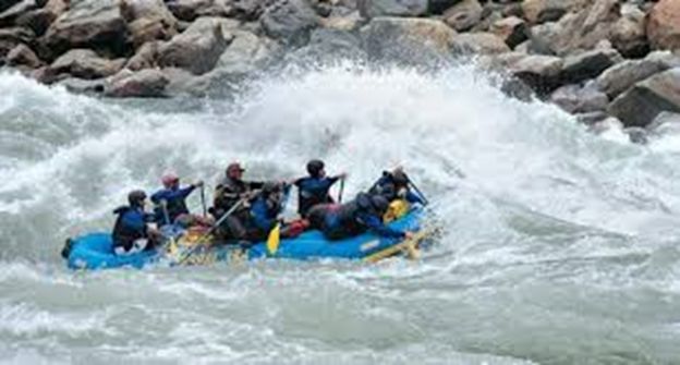 3-day Rouf Memorial State Rafting championship begins at Pahalgam