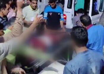 3 non-local labourers shot at in Shopian hospitalized, LG condemns attack