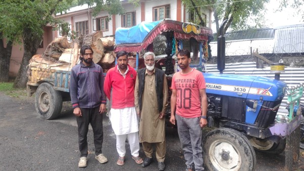 4 Forest Smugglers Arrested In Ang : Police
