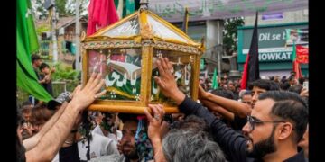 8th Muharram procession passes peacefully in Srinagar