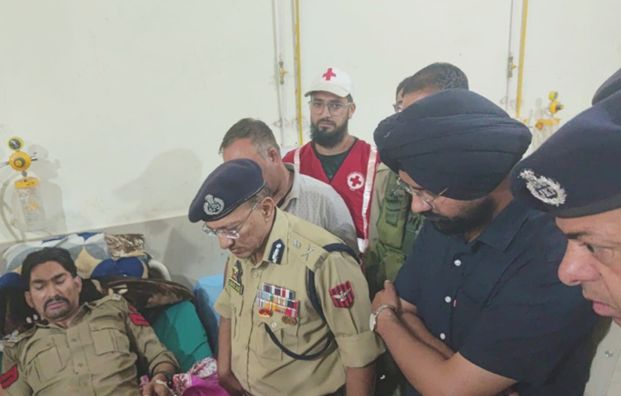 ADGP Jammu, DC Doda Meet Policeman Injured In Gandoh Encounter