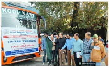 AHD Kashmir Flags off Farmers’ Delegation for Inter-State Training