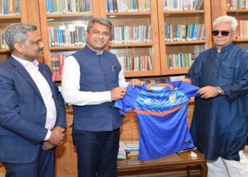 AIFF chief discusses roadmap for football activities in J&K with LG