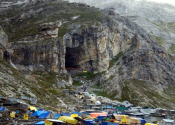843 Yatris Leave Jammu Base Camp For Amarnath Yatra