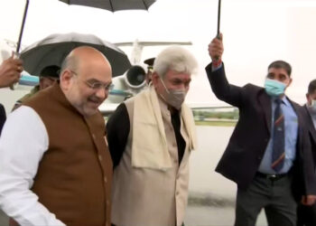 Amit Shah arrives in Srinagar, security issues on agenda