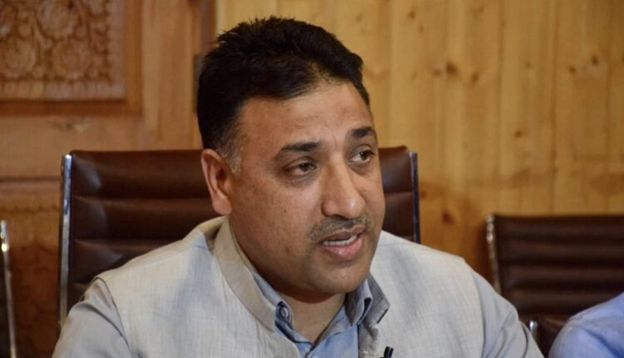 Class 4th FCS&CA employee possesses assets worth billions, lands in ACB trap