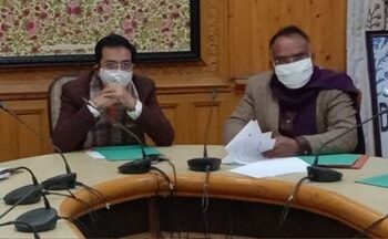 ACS Bhardwaj reviews COVID-19 status in Kashmir divn   
