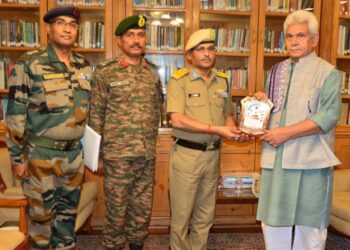 Addl DG Border Roads Organization Calls on LG at Raj Bhavan