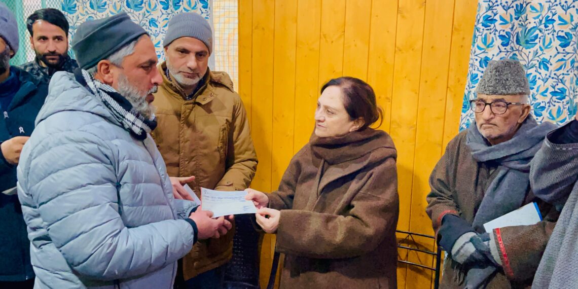 Shameema Firdous distributes ₹17.75 Lakh relief among fire-affected families in Habba Kadal